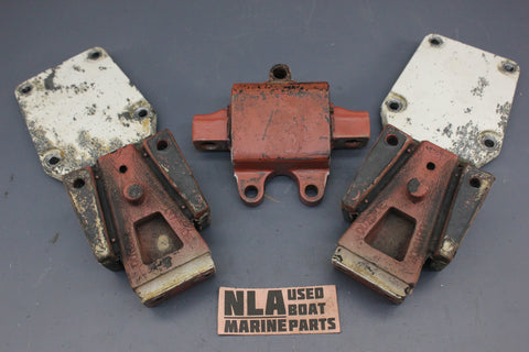 Johnson Evinrude 0387783 0387797 Upper Lower Rubber Mount Assembly V4 1977-1981