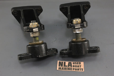 MerCruiser 79550A1 814263A1 Alpha One Engine Mount Bracket 4.3L 5.0L 5.7L V6 V8