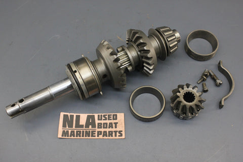 Johnson Evinrude 0308421 0377174 28hp Lower Unit Gear Set Propeller Shaft 1962