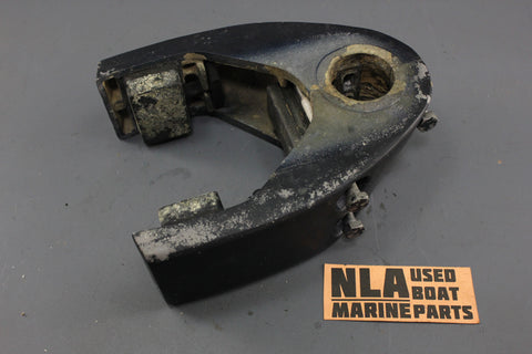 Johnson Evinrude 0332419 0332420 Port Stbd Lower Exhaust Mounting Bracket 40hp