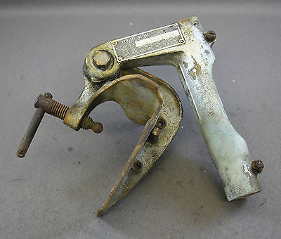 Evinrude Sportwin 2.5hp 4209 1937 Outboard Swivel Transom Bracket Clamp Mount - NLA Marine