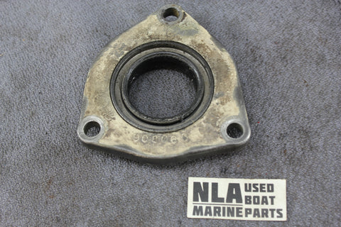 OMC 0980478 908066 Stringer Intermediate Housing Seal Retainer 1973-1977