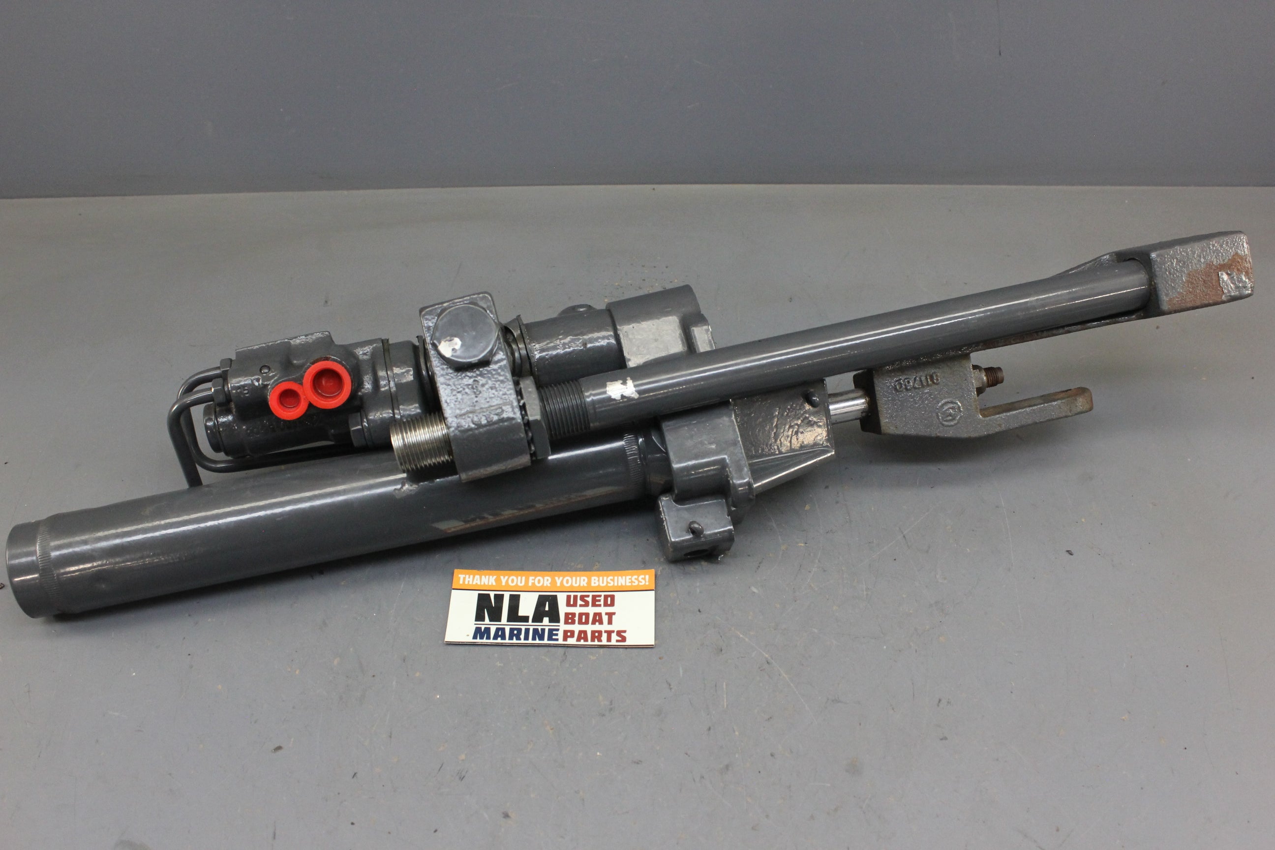 OMC Cobra Power Steering Actuator Cylinder V6 V8 4.3L 5.7L