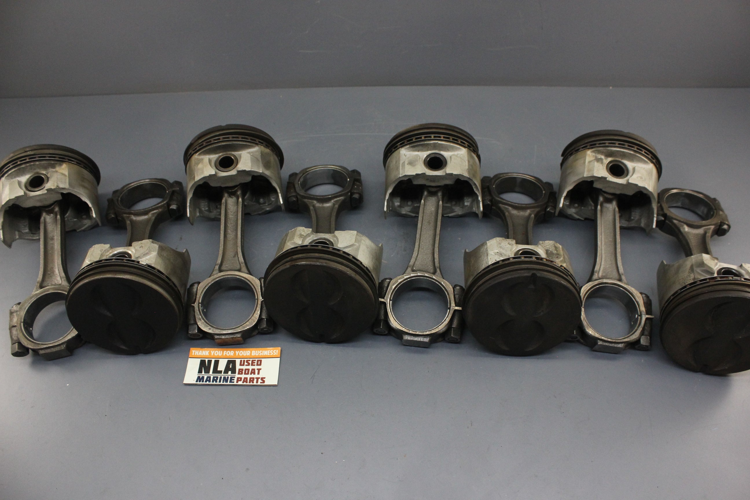 MerCruiser 260Hp 350 V8 Pistons 3892673 735-6370 Connecting
