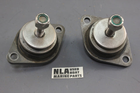 OMC 0983932 983932 Cobra V6 V8 4.3L 5.0L 5.7L Rear Engine Rubber Mount