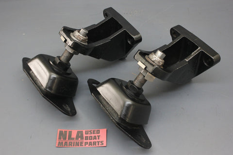 MerCruiser Alpha One Engine Mount Bracket 4.3L 5.0L 5.7L V6 V8 79550A1 98323A6