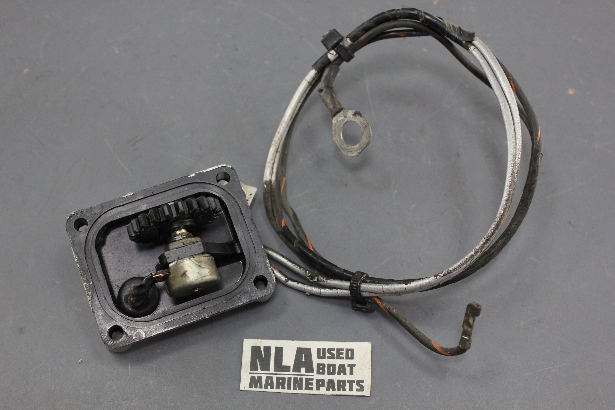 OMC 981458 0981458 Sending Unit Assembly Front Engine Mount