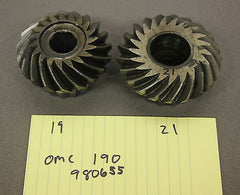 OMC Stringer Upper Gearcase 979999 / 0979999 Gear Set Pinion 19:21 190hp 1972-76