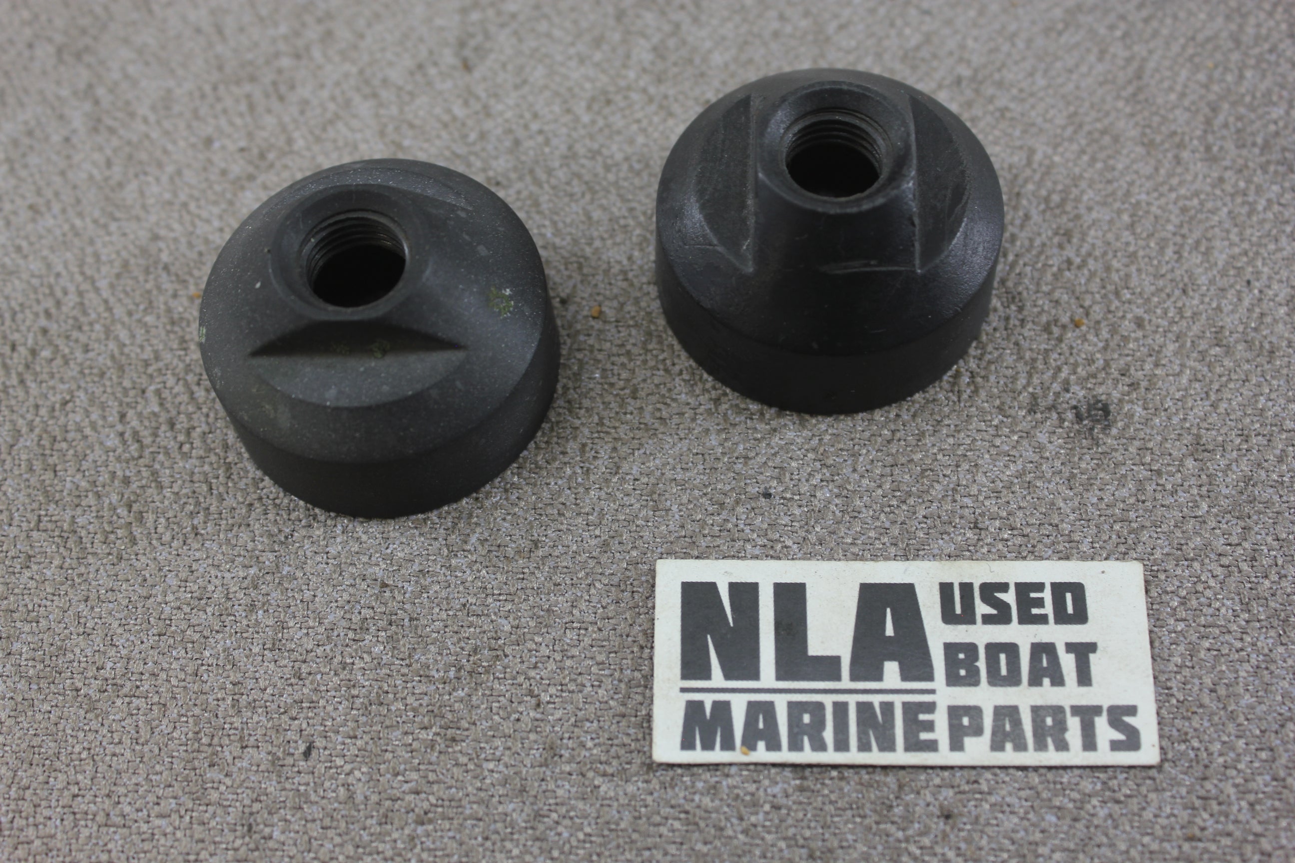 ニューベラス　トリム OMC 914022 0914022 3852958 Pivot Pin Shaft Trim Cylinder Cap