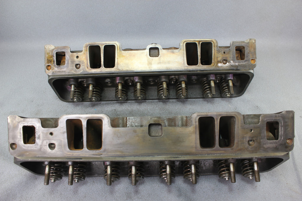 GM 12558059 Vortec Cylinder Head Pair V8 5.0L 305 Chevy MerCruiser 938