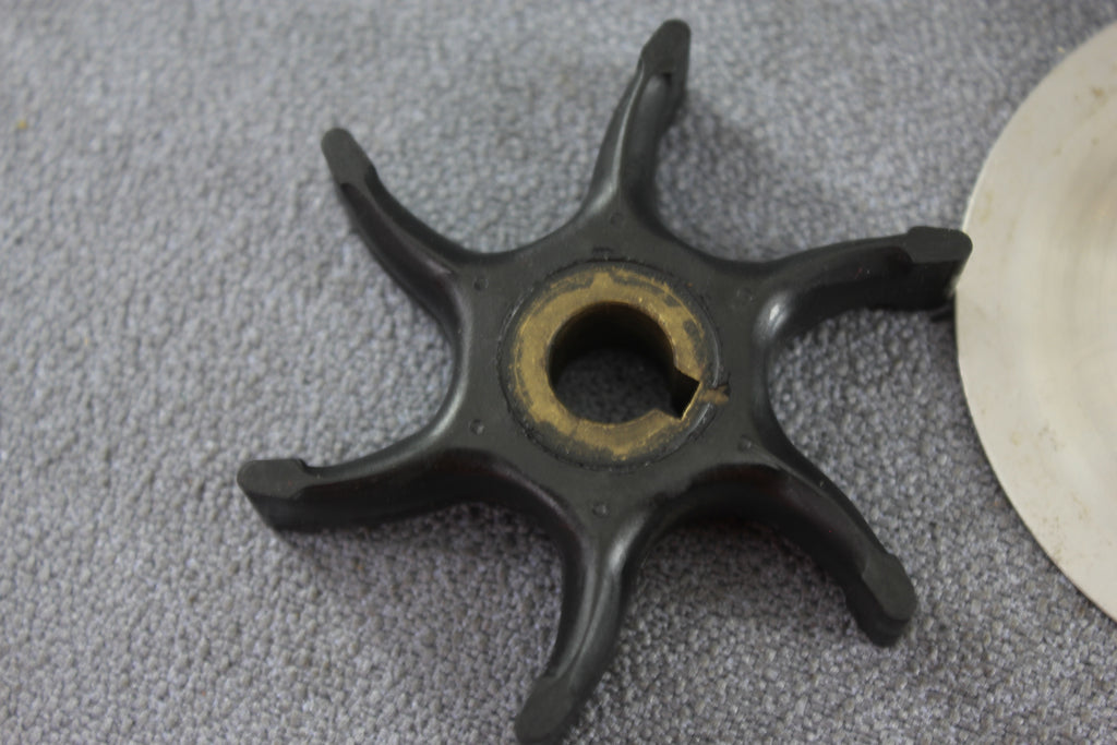 Evinrude Outboard 3hp 1960 3034 Lightwin 203119 277181 203132 Impeller evinrude-outboard-3hp-1960-3034-lightwin-203119-277181-203132-impeller